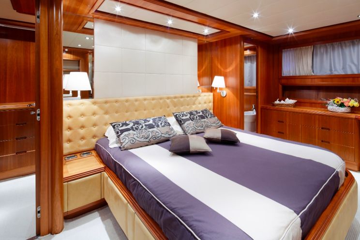Charter Yacht HAPPY FEET - Alalunga 78 - 4 Cabins - Amalfi Coast - Sorrento - Capri - Positano
