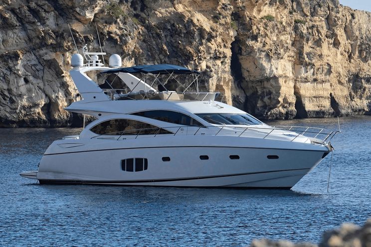 Charter Yacht HAYAT - Sunseeker 22m - 4 Cabins - French Riviera - Nice - Cannes - Monaco - Corsica - Sardinia