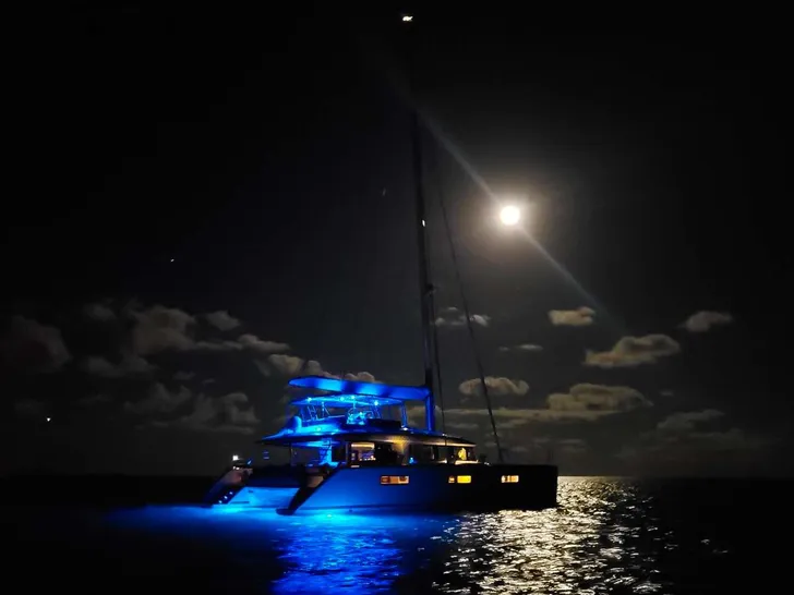 HEAVENLY Lagoon 620 At Night