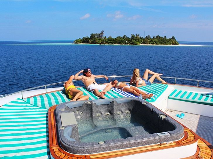 HL 33 - Jacuzzi HL 33 - Jacuzzi