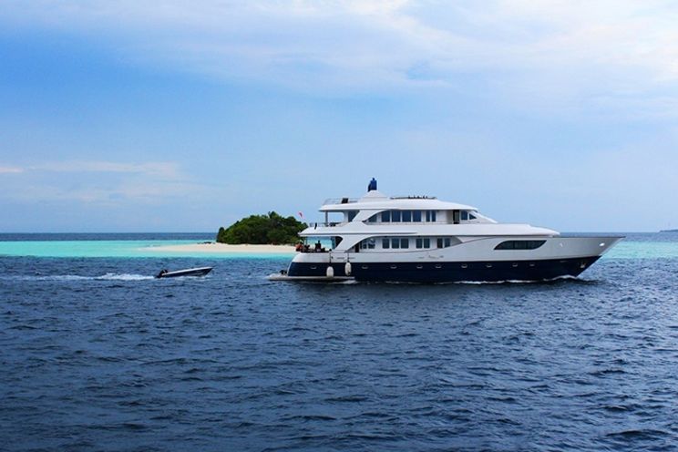 Charter Yacht HONORS LEGACY - 9 Cabins - Maldives,Indian Ocean