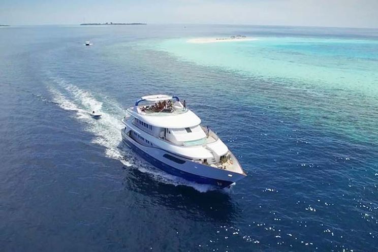 Charter Yacht HONORS LEGACY - 9 Cabins - Maldives,Indian Ocean