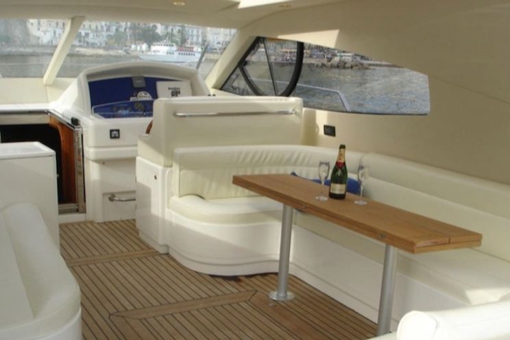 Charter Yacht HOT - Gianetti 58HT- 2 Cabins - Amalfi Coast Day Charter Yacht - Sorrento - Capri - Positano