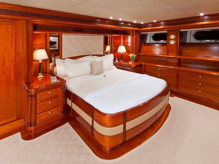 HYPERION - Royal Huisman 47m HYPERION - Royal Huisman 47m