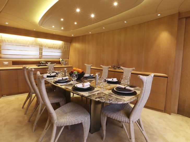 Maiora Motor Yacht IF Dining Room Maiora Motor Yacht IF Dining Room