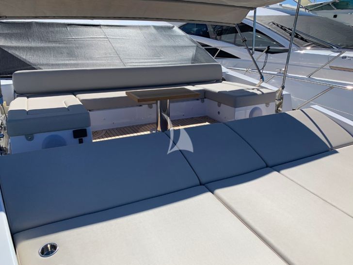 Imagine - Azimut 68 F Imagine - Azimut 68 F