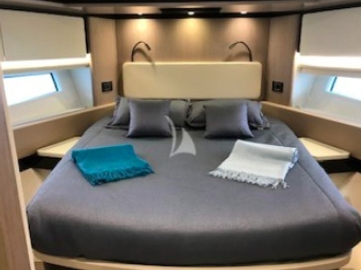 Imagine - Azimut 68 F Imagine - Azimut 68 F