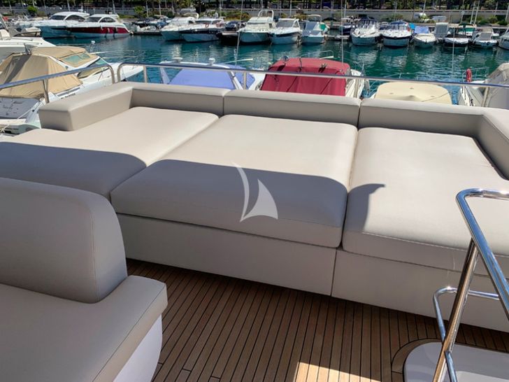 Imagine - Azimut 68 F Imagine - Azimut 68 F