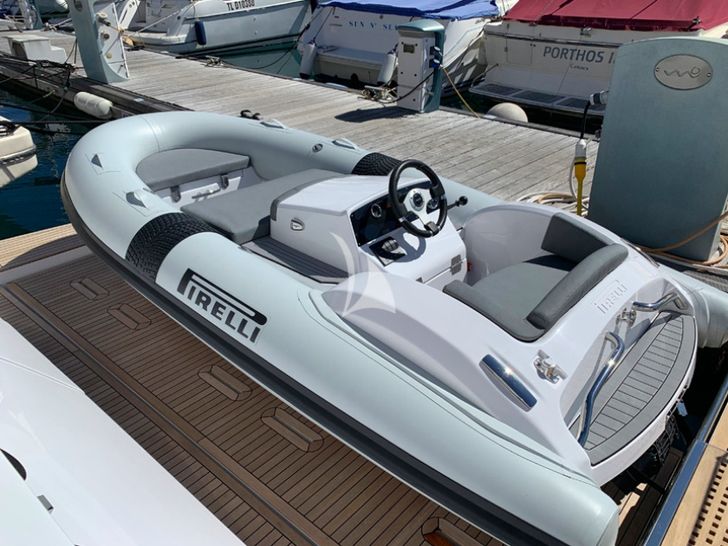 Imagine - Azimut 68 F Imagine - Azimut 68 F