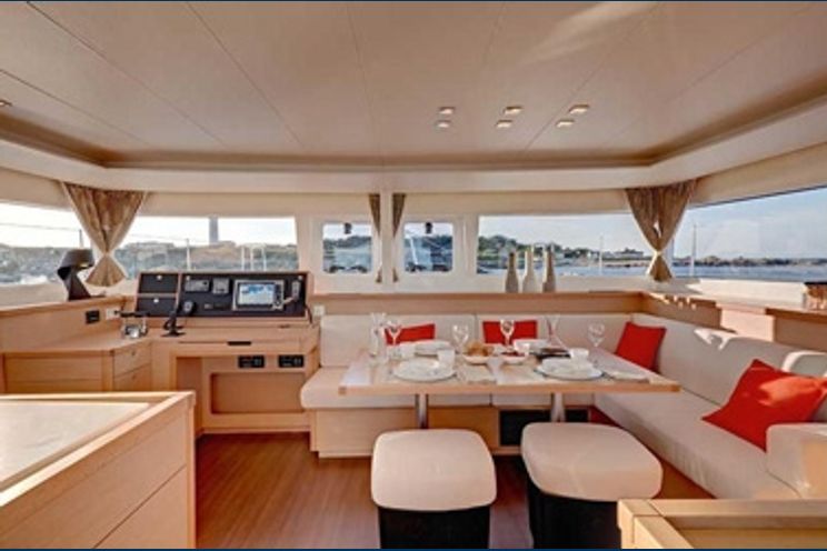 Charter Yacht Lagoon 450F - 4 + 2 Cabins - Kastela