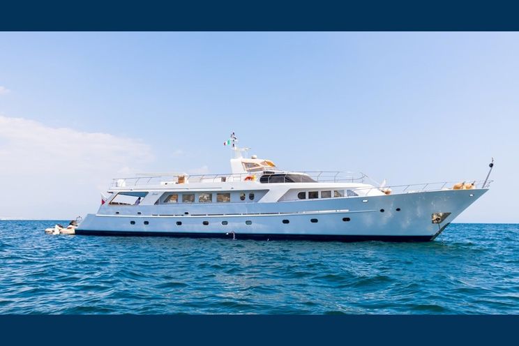 Charter Yacht INDIA - Benetti 35m - 4 Cabins - Naples - Salerno - Amalfi Coast