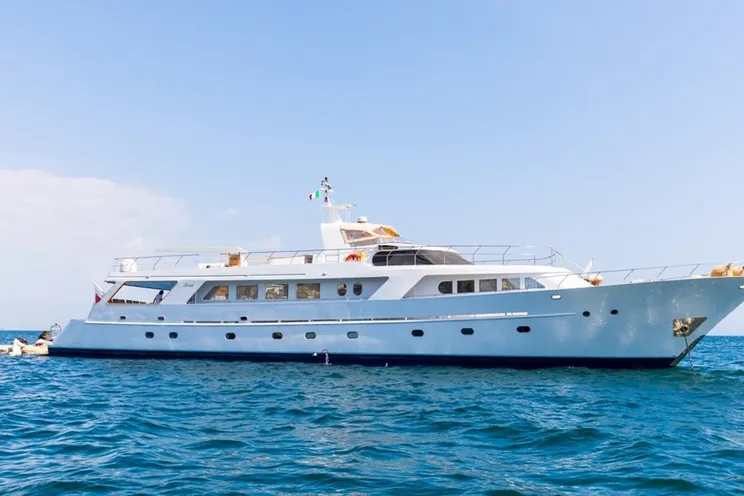 Charter Yacht INDIA - Benetti 35m - 4 Cabins - Naples - Salerno - Amalfi Coast