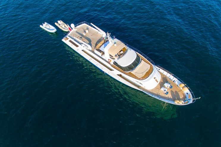 Charter Yacht INDIA - Benetti 35m - 4 Cabins - Naples - Salerno - Amalfi Coast