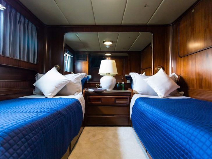 INDIA Benetti 35m Motoryacht Twin Cabin