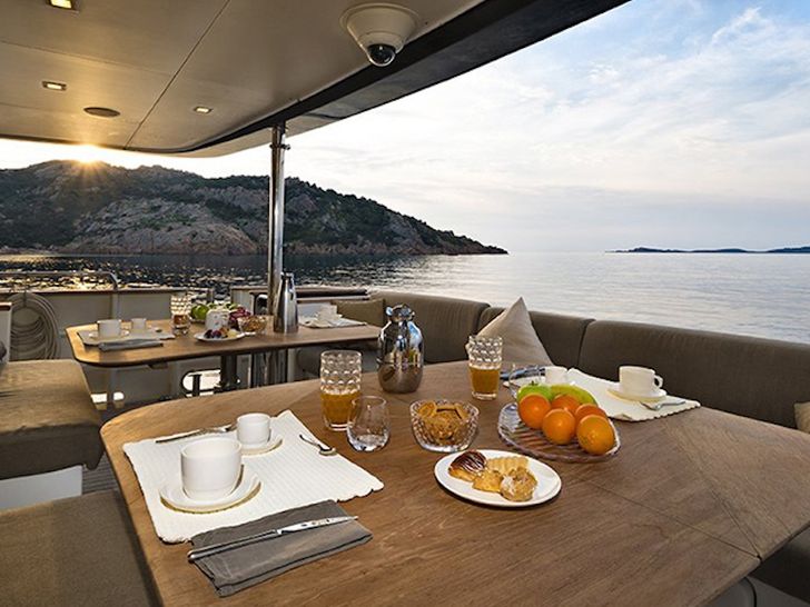 INDIAN Cantieri di Pesaro 26m Motoryacht Al Fresco INDIAN Cantieri di Pesaro 26m Motoryacht Al Fresco