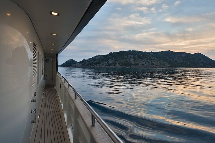 Charter Yacht INDIAN - Cantieri di Pesaro 26m - 4 Cabins - Sardinia - Naples - Pontine Islands - Amalfi Coast - Sicily - Greece