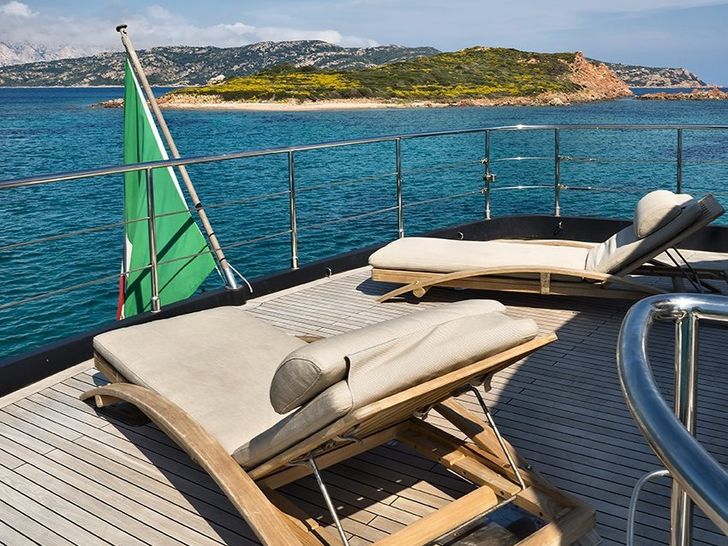 INDIAN Cantieri di Pesaro 26m Motoryacht Sundeck Lounge INDIAN Cantieri di Pesaro 26m Motoryacht Sundeck Lounge