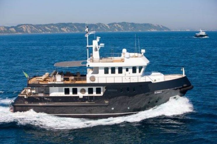 Charter Yacht INDIAN - Cantieri di Pesaro 26m - 4 Cabins - Sardinia - Naples - Pontine Islands - Amalfi Coast - Sicily - Greece