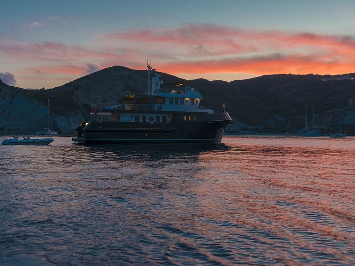 INDIAN Cantieri di Pesaro 26m Motoryacht Sunset