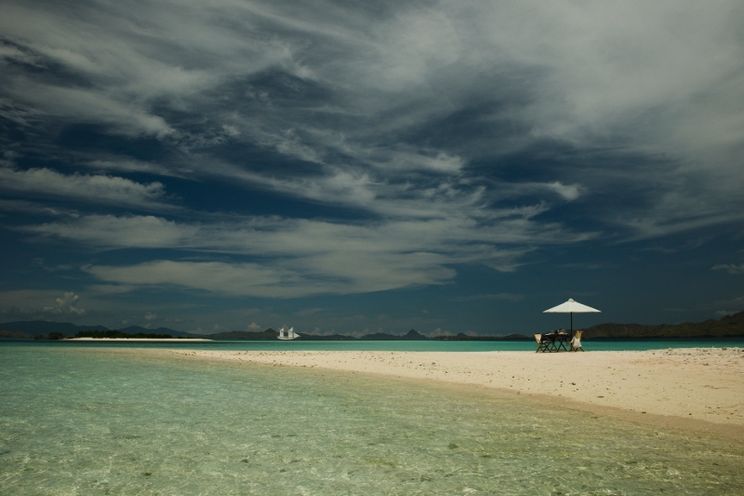 Charter Yacht Indonesian Honeymoon Cruise - 2 guests - Komodo and Raja Ampat,Indonesia