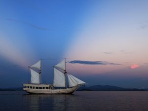 Indonesian Honeymoon Cruise - 2 guests - Komodo and Raja Ampat,Indonesia