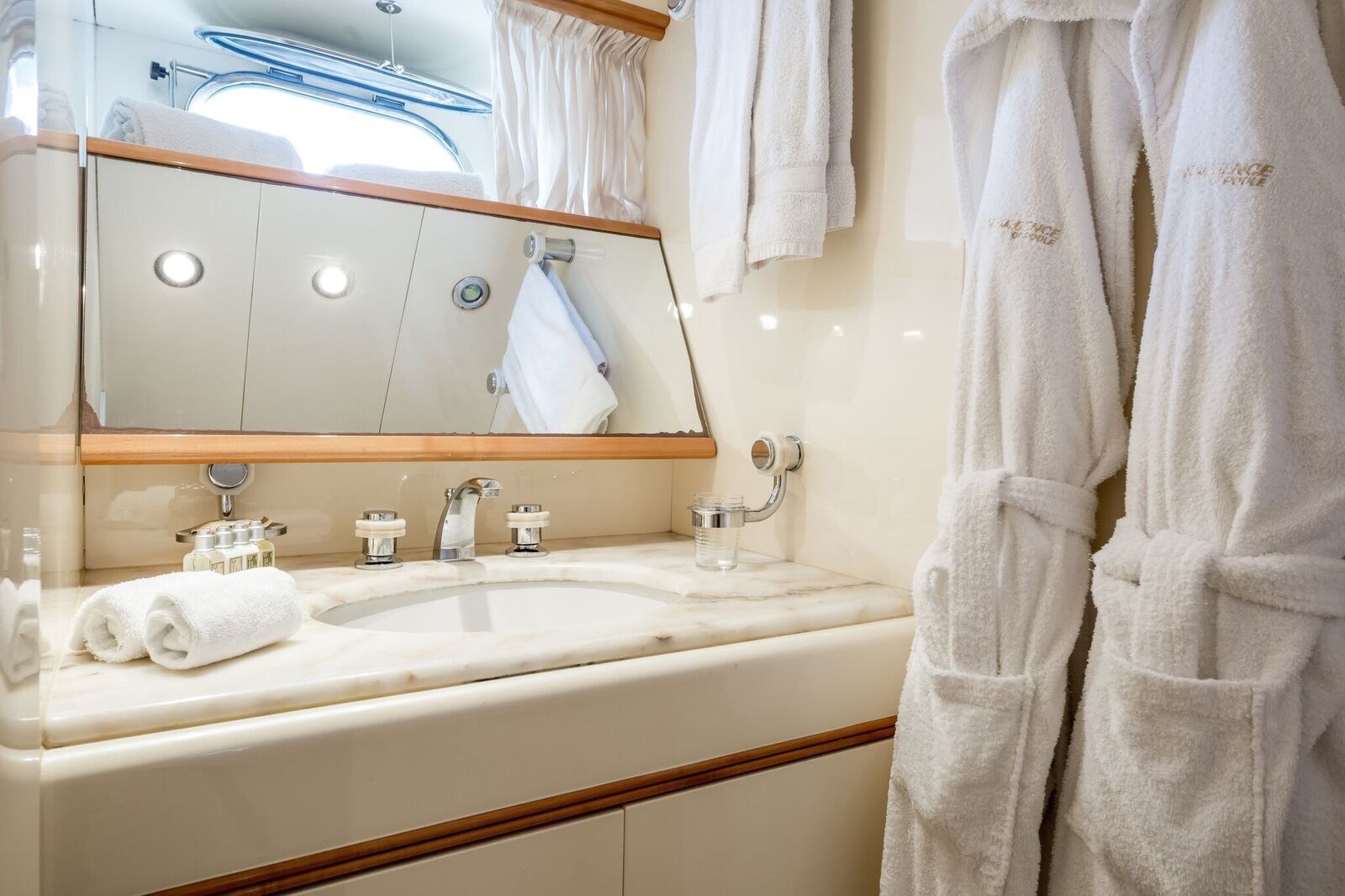 INDULGENCE OF POOLE Mangusta 86 Luxury Superyacht Bathroom