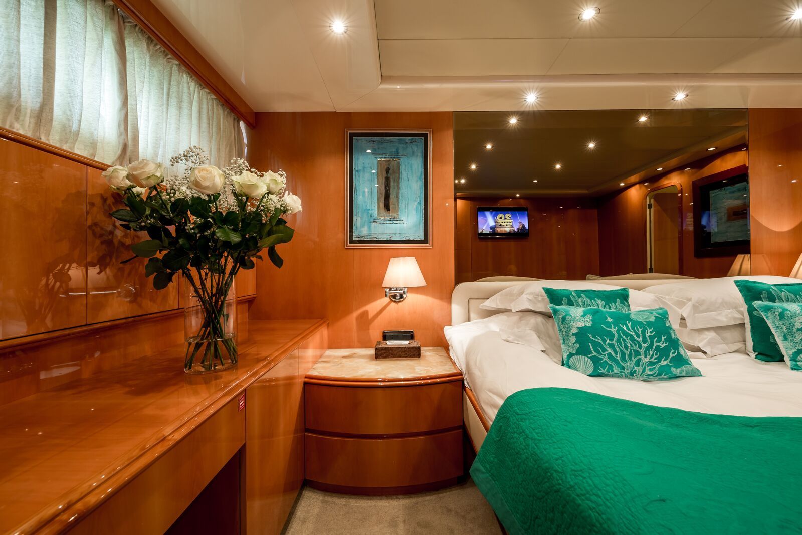 INDULGENCE OF POOLE Mangusta 86 Luxury Superyacht VIP Cabin
