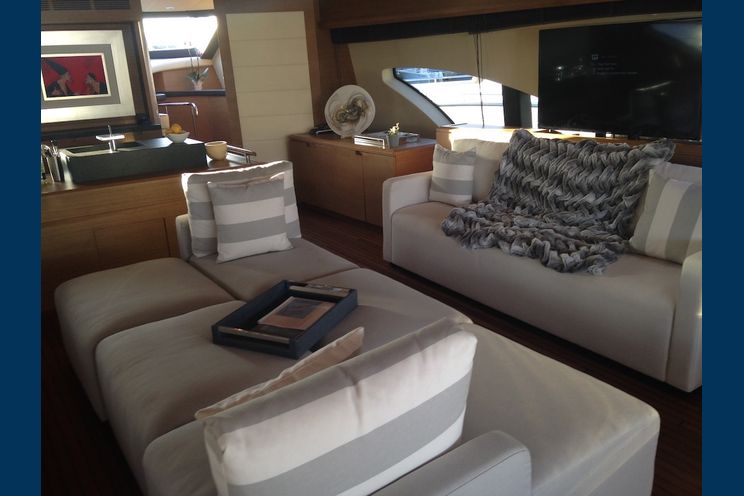 Charter Yacht INTERVENTION - Azimut 100 - 4 Cabins - Bahamas - Florida - New England - Miami - Fort Lauderdale
