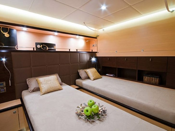 IPHARRA - Sunreef 102 Twin cabin IPHARRA - Sunreef 102 Twin cabin