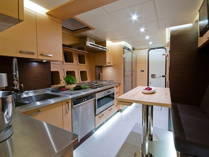 IPHARRA - Sunreef 102 Galley IPHARRA - Sunreef 102 Galley