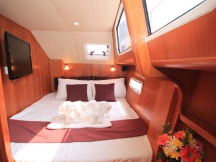 Island Spirit 38 - Cabin Island Spirit 38 - Cabin