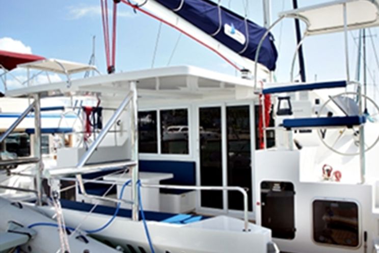 Charter Yacht Island Spirit 38(2016)- 4 Cabins - Koh Chang and Koh Samui,Gulf of Thailand