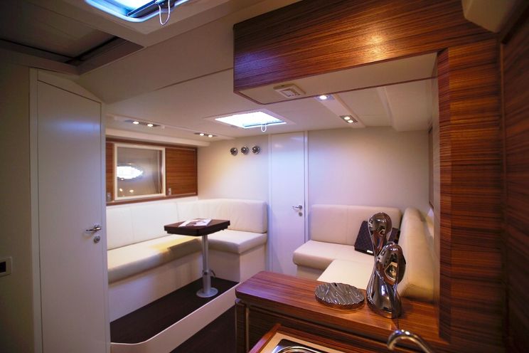 Charter Yacht Itama 40 - Day Charter - Portofino - Cinque Terre - Santa Margherita Ligure - La Spezia