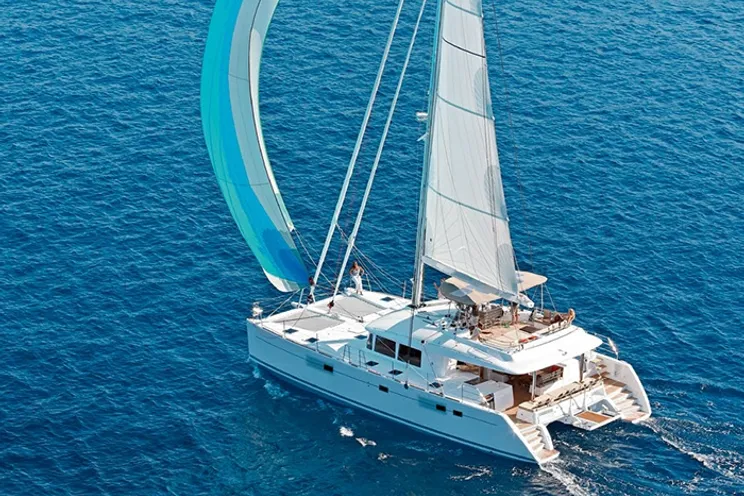 Charter Yacht ITI ITI Cruise - 4 days/3 nights - Tahiti,Bora Bora,South Pacific