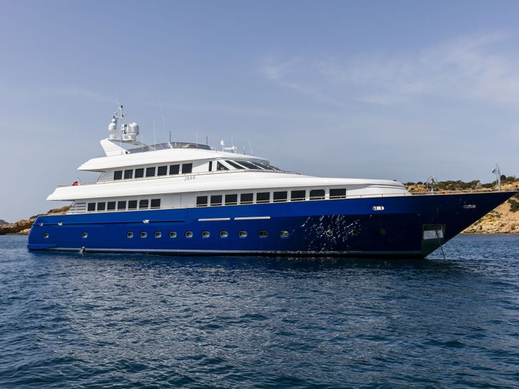 JAAN Intermarine SPA 138 JAAN Intermarine SPA 138