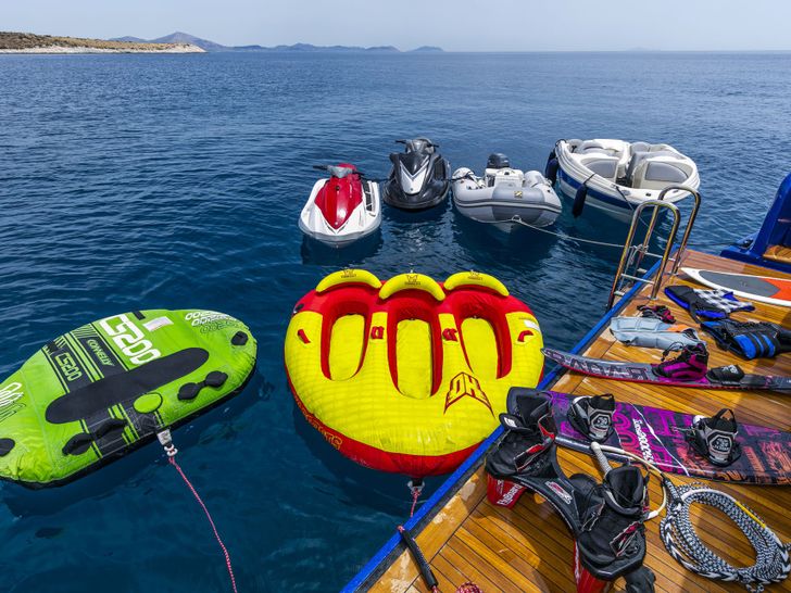 JAAN Intermarine SPA 138 Toys JAAN Intermarine SPA 138 Toys