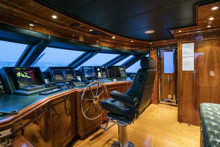 Charter Yacht JAAN - Intermarine SPA 138 - 6 Cabins - Santorini- Athens - Dubrovnik - Split