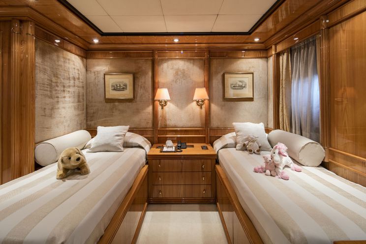 Charter Yacht JAAN - Intermarine SPA 138 - 6 Cabins - Santorini- Athens - Dubrovnik - Split
