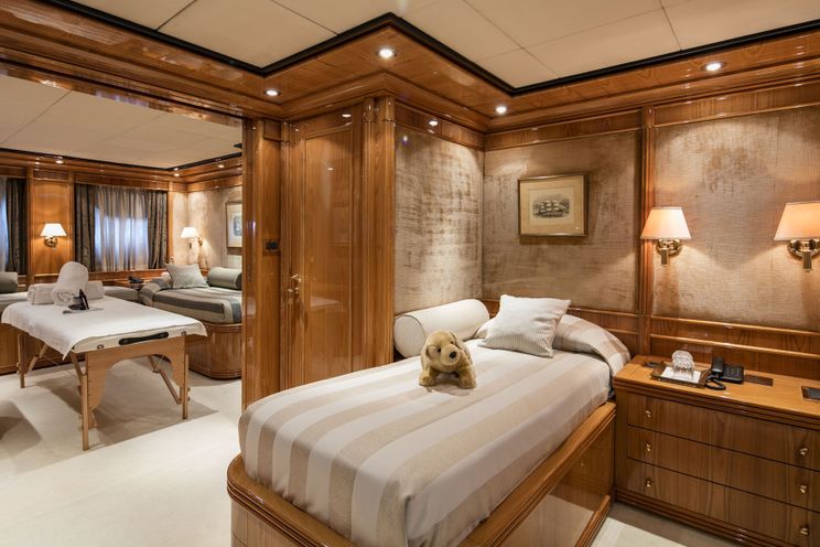 Charter Yacht JAAN - Intermarine SPA 138 - 6 Cabins - Santorini- Athens - Dubrovnik - Split