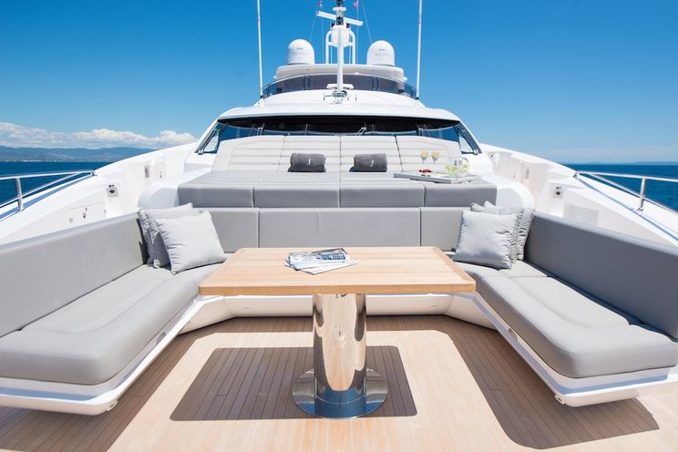 Charter Yacht E-MOTION - Sunseeker 131 Yacht - 5 Cabins - Cannes - Monaco - St Tropez - Antibes