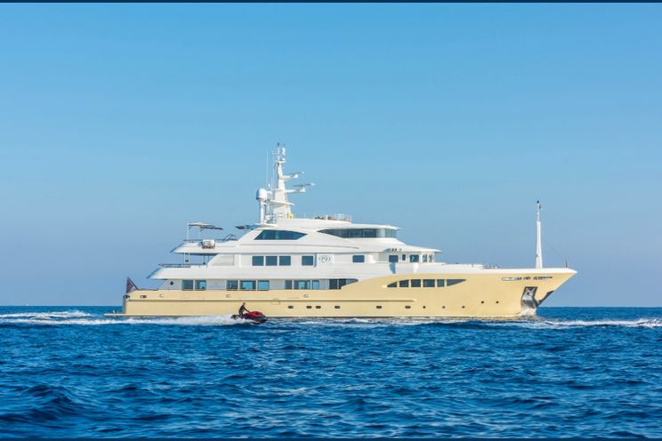 Charter Yacht JADE 959 - 52m Jade Yachts - 6 Cabins - Naples - Sicily - French Riviera - Corsica - Sardinia