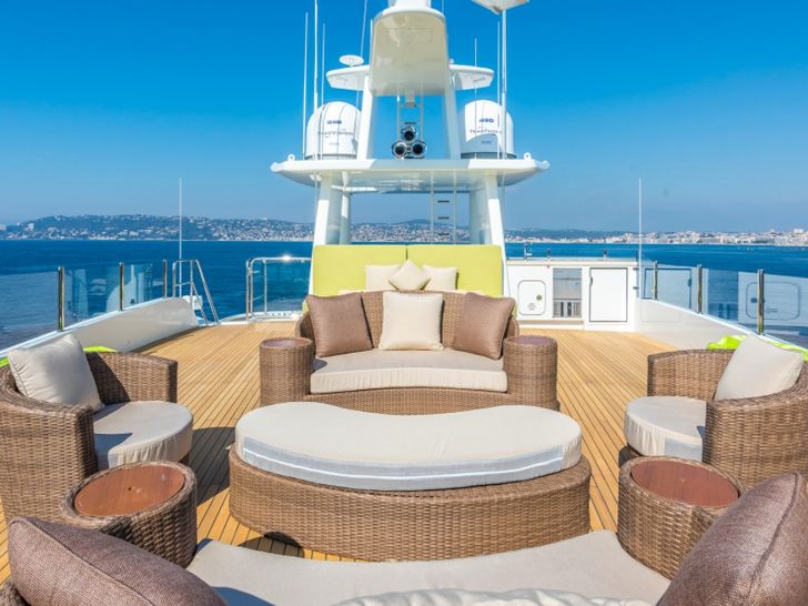JADE 959 - 52m Jade Yachts JADE 959 - 52m Jade Yachts