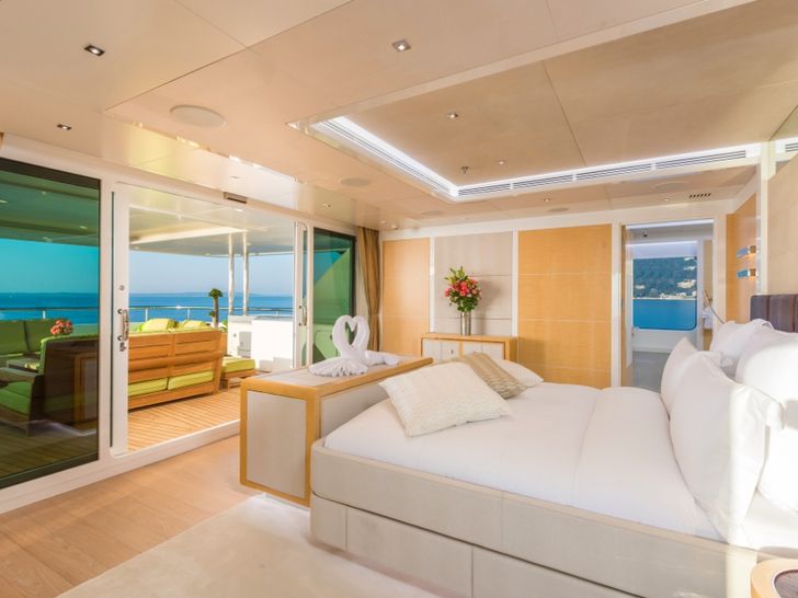 JADE 959 - 52m Jade Yachts JADE 959 - 52m Jade Yachts