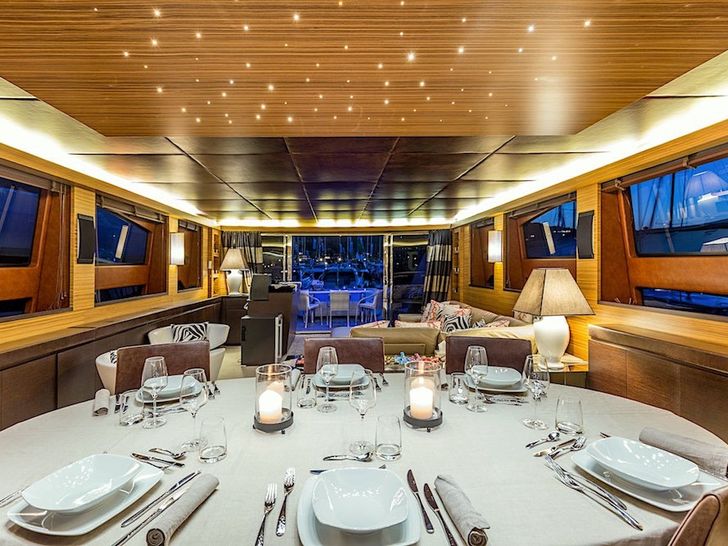 JAJARO Tecnomar Velvet 100 - indoor dining JAJARO Tecnomar Velvet 100 - indoor dining