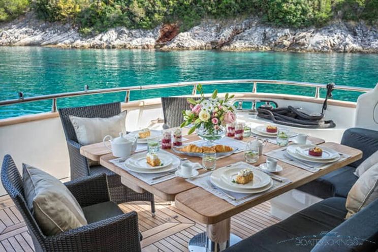 Charter Yacht JANTAR - Maiora 20 - 3 Cabins - Split - Dubrovnik - Hvar - Kastela