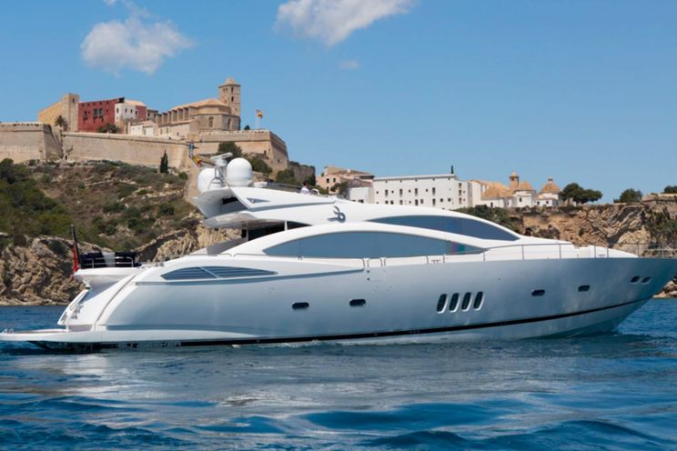 Charter Yacht JAX OF IBIZA - Sunseeker Predator 92 Sport - 4 Cabins - Marina Ibiza - Formentera - San Antonio