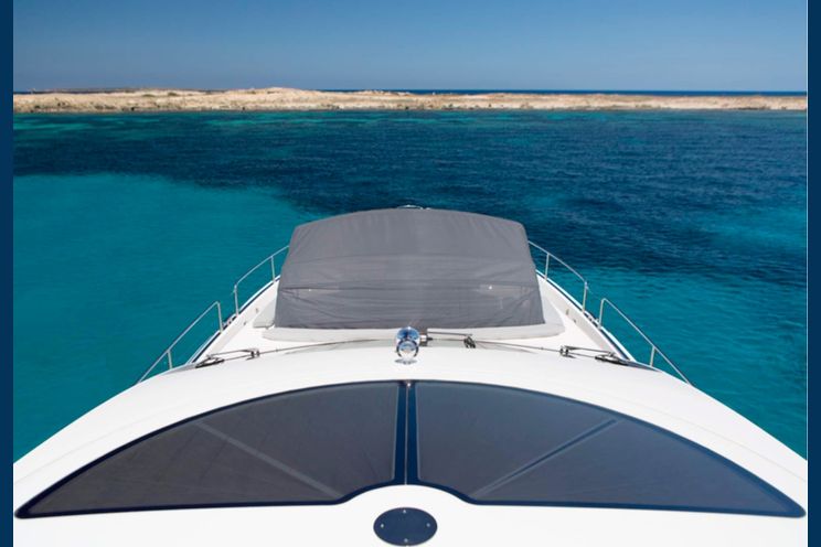Charter Yacht JAX OF IBIZA - Sunseeker Predator 92 Sport - 4 Cabins - Marina Ibiza - Formentera - San Antonio