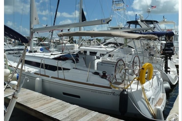 Charter Yacht Jeanneau 409 - 2 Cabins - Annapolis