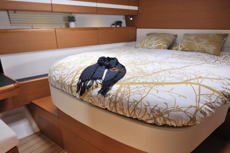 Charter Yacht Jeanneau 53 - 4 Cabins - Alghero - Sardinia