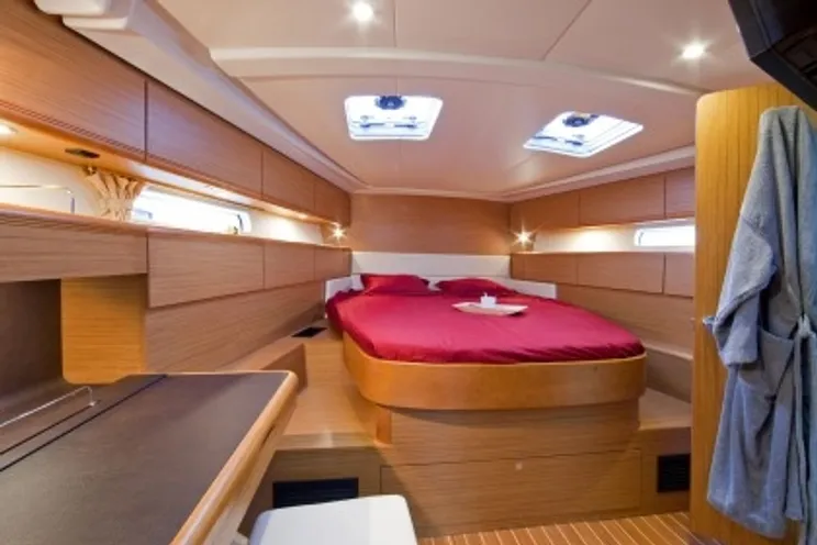 Charter Yacht Jeanneau 53 - 5 + 1 Cabins - Croatia